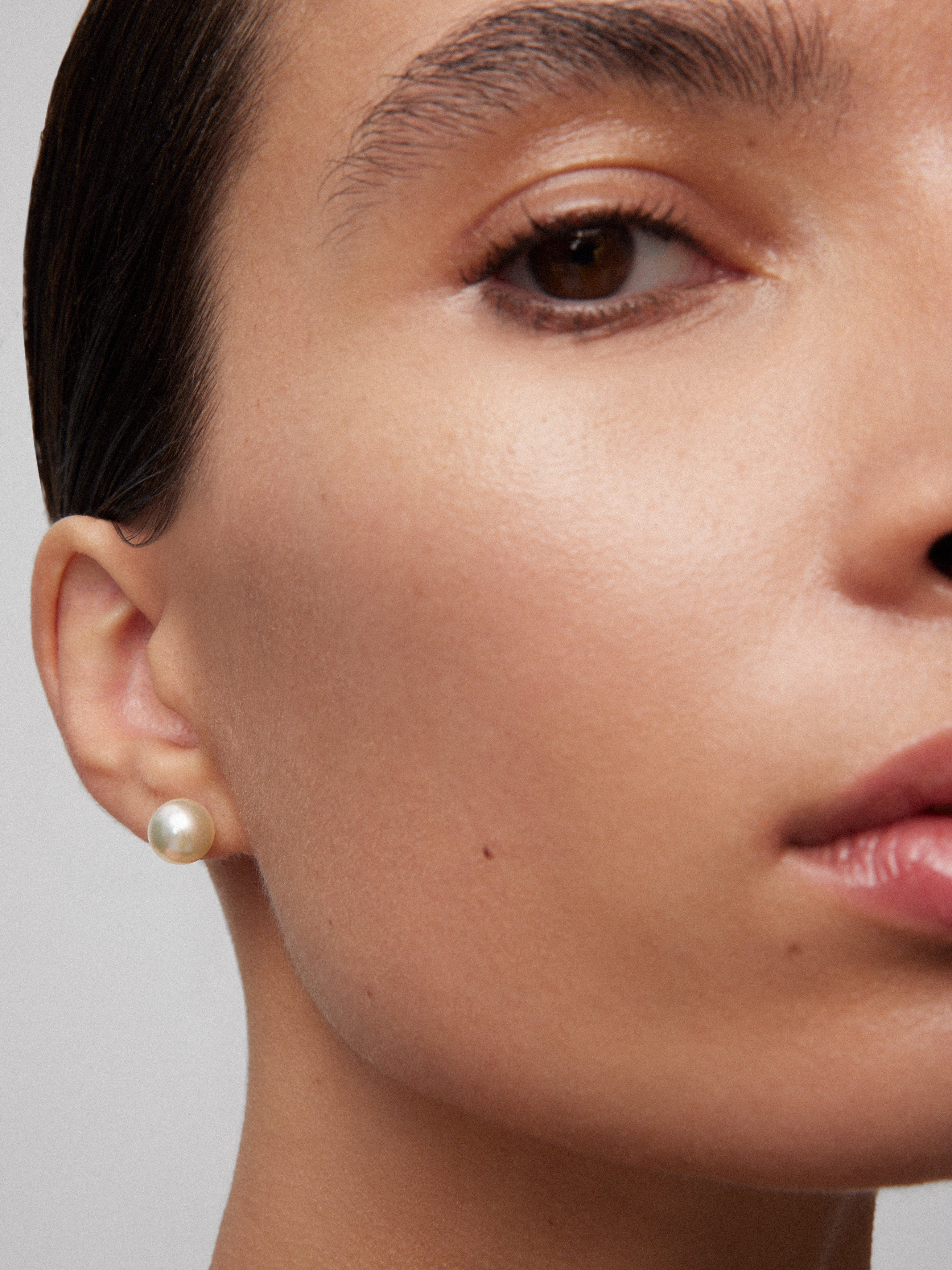 Pendiente de botón de oro rosa de 18k con perla australiana de 9 mm - Image 4